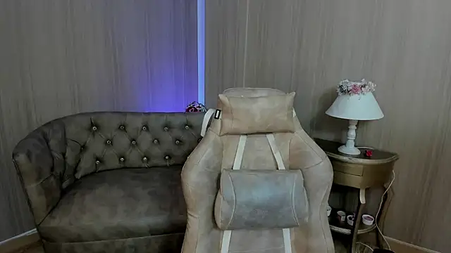 SoffiQueen online show from February 18, 12:06 pm