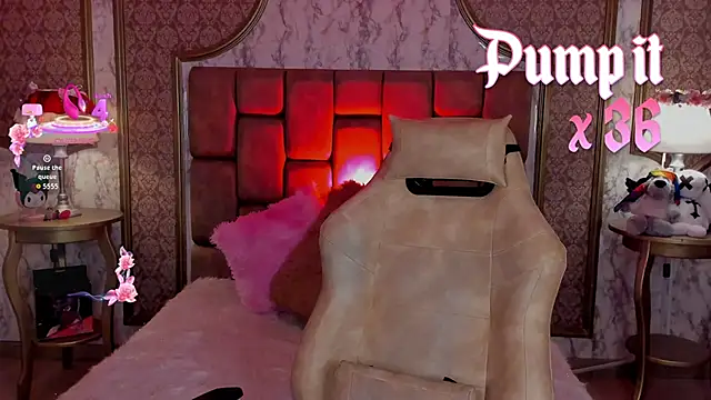 SoffiQueen online show from November 13, 7:57 pm