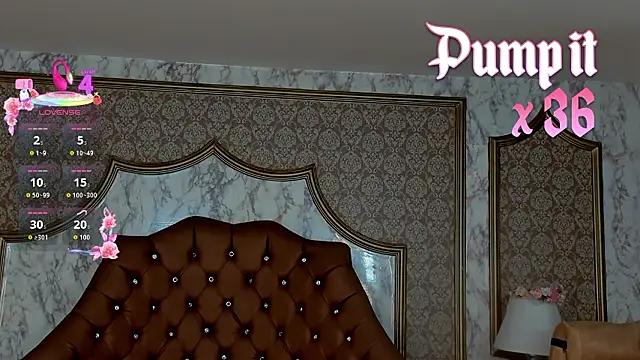 SoffiQueen online show from February 12, 1:17 pm