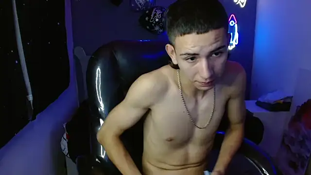 JackSwan18 online show from January 7, 3:33 pm