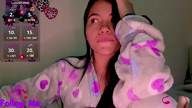 linda alana online show from December 11, 1:15 am