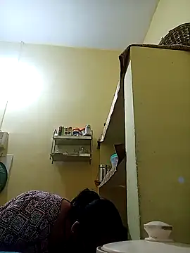 Snapshot of heenage chatting on February 12, 2:10 pm heenage online show from February 12, 2:10 pm