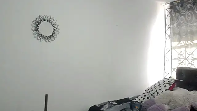 Snapshot of shopyymessyy chatting on January 23, 6:45 pm shopyymessyy online show from January 23, 6:45 pm