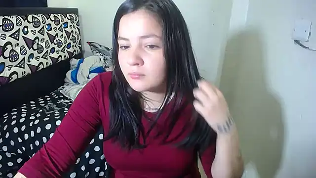 Snapshot of shopyymessyy chatting on November 7, 1:00 pm shopyymessyy online show from November 7, 1:00 pm