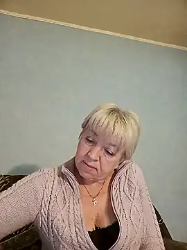 Snapshot of AnjelElinor chatting on December 14, 7:03 am AnjelElinor online show from December 14, 7:03 am