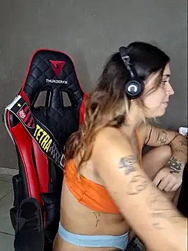 luuhcat09 online show from February 26, 2:05 pm