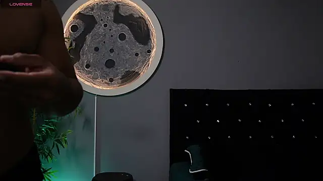 jordan mayers02 online show from January 15, 9:03 am