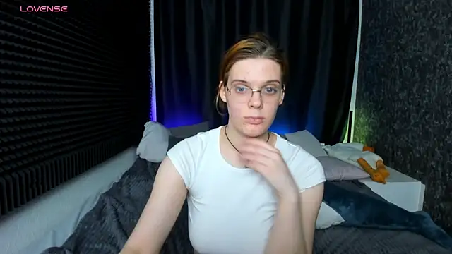 KIKI Krash online show from January 25, 2:03 pm