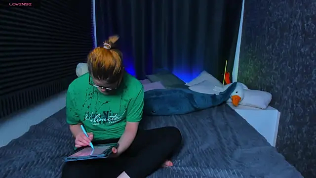 KIKI Krash online show from February 27, 4:43 pm