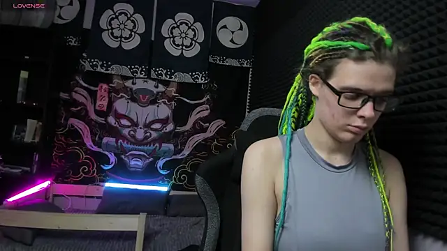 KIKI Krash online show from September 17, 10:06 am