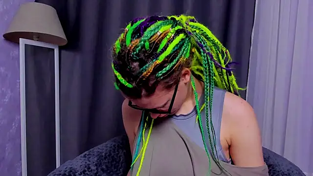 KIKI Krash online show from September 28, 9:58 am