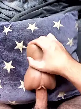 mattarm3122 online show from September 12, 12:49 pm