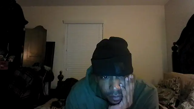 bigboytoy912 online show from March 17, 11:52 pm