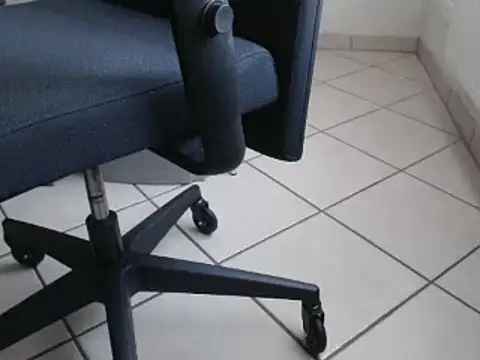 steelwings1976 online show from April 1, 6:14 am