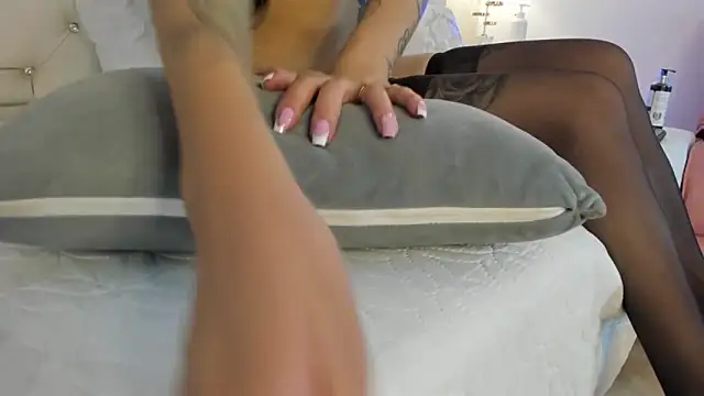 Clarisse28 online show from January 15, 9:51 pm