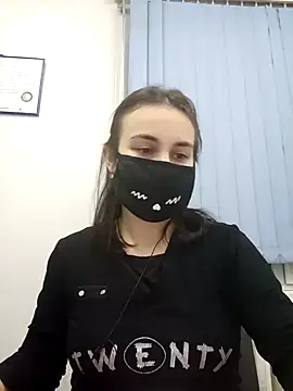 Snapshot of MikaKors chatting on December 25, 11:54 am MikaKors online show from December 25, 11:54 am