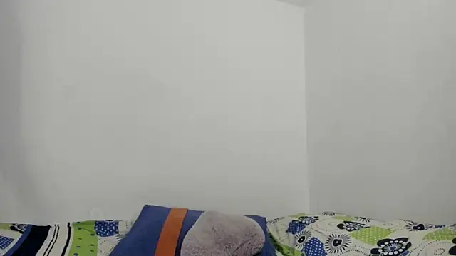 Snapshot of Nathaly_love96 chatting on December 17, 11:27 pm Nathaly love96 online show from December 17, 11:27 pm