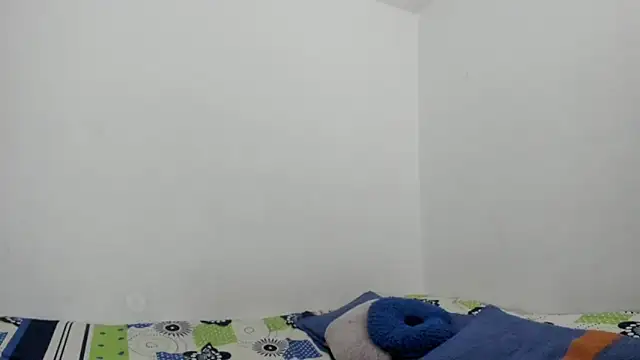 Snapshot of Nathaly_love96 chatting on December 19, 8:44 pm Nathaly love96 online show from December 19, 8:44 pm