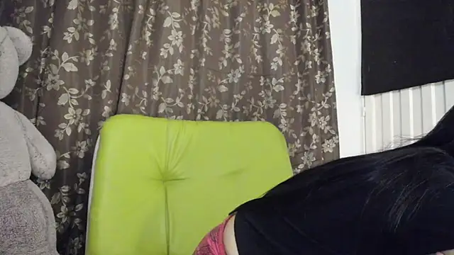 Snapshot of Nathaly_love96 chatting on January 15, 11:19 pm Nathaly love96 online show from January 15, 11:19 pm