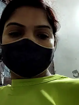 illay love online show from March 9, 5:28 pm