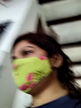 illay love online show from March 11, 6:43 am