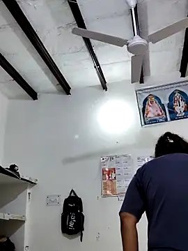 illay love online show from October 14, 4:57 am