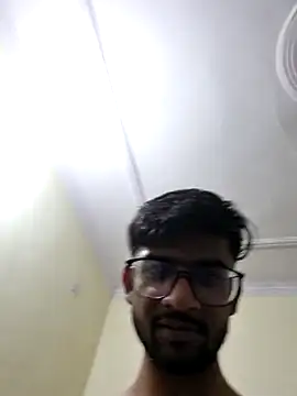 Snapshot of Ansh_1608 chatting on October 5, 7:39 am Ansh 1608 online show from October 5, 7:39 am