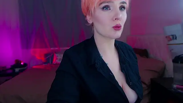 MissSeverina online show from March 15, 7:05 pm