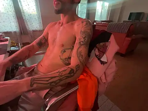 RuffClvb online show from December 28, 11:37 pm