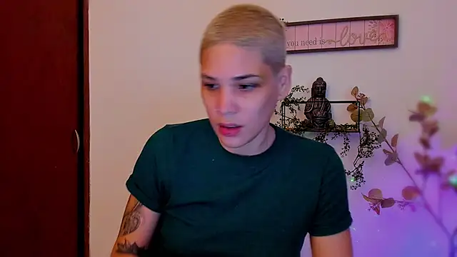 Charlee pink online show from January 11, 5:07 pm