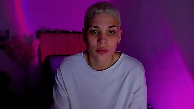 Charlee pink online show from February 21, 4:35 am