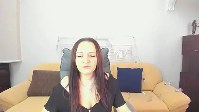 AngellLika online show from December 19, 10:00 am