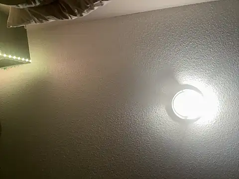 Snapshot of ChillzPnp chatting on March 8, 3:06 am ChillzPnp online show from March 8, 3:06 am