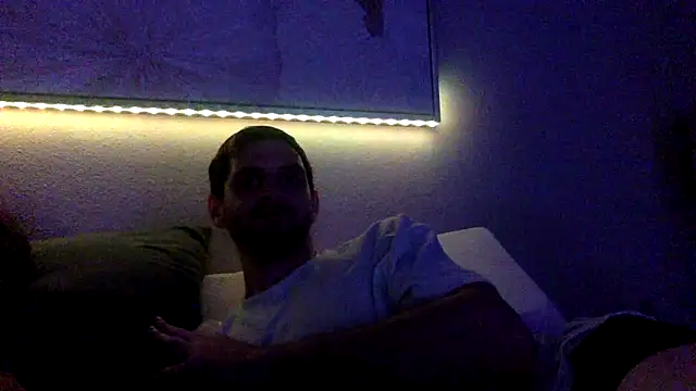 Snapshot of ChillzPnp chatting on November 18, 5:01 am ChillzPnp online show from November 18, 5:01 am