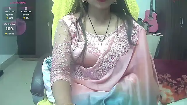 Cute-Tara online show from March 5, 2:01 pm