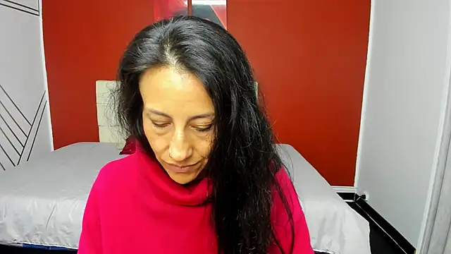 Abrillee1 online show from December 27, 4:58 am