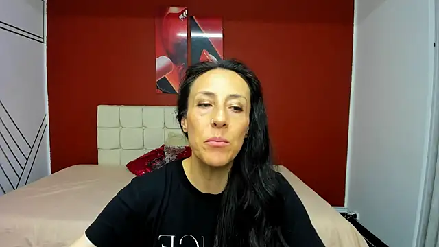 Abrillee1 online show from December 29, 2:06 am