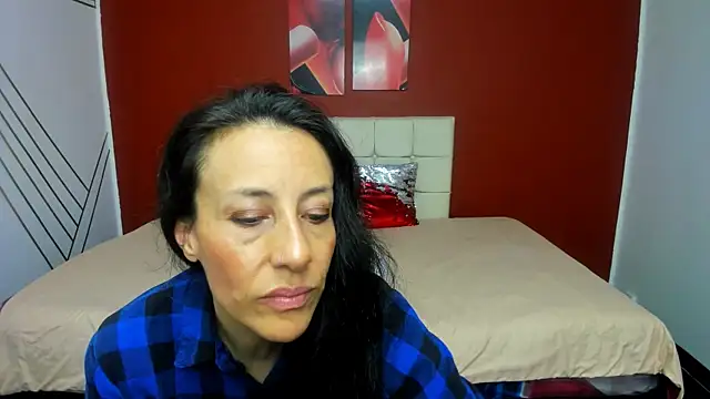 Abrillee1 online show from February 18, 10:47 pm