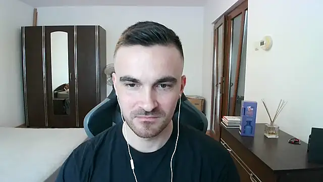 mu5clemania2 online show from April 1, 1:41 pm