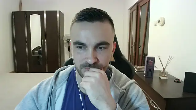 mu5clemania2 online show from April 3, 7:01 pm