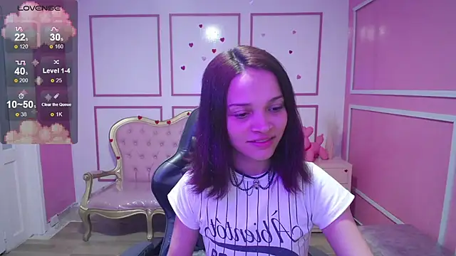 Snapshot of ailen_t chatting on December 24, 3:38 am ailen t online show from December 24, 3:38 am