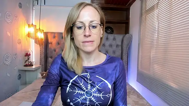 Snapshot of SammySanders chatting on January 4, 3:17 pm SammySanders online show from January 4, 3:17 pm