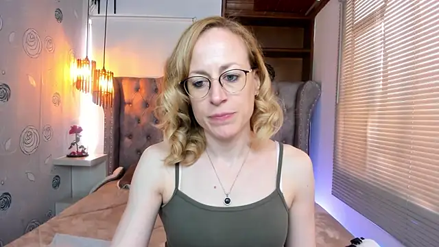 Snapshot of SammySanders chatting on January 17, 4:57 pm SammySanders online show from January 17, 4:57 pm