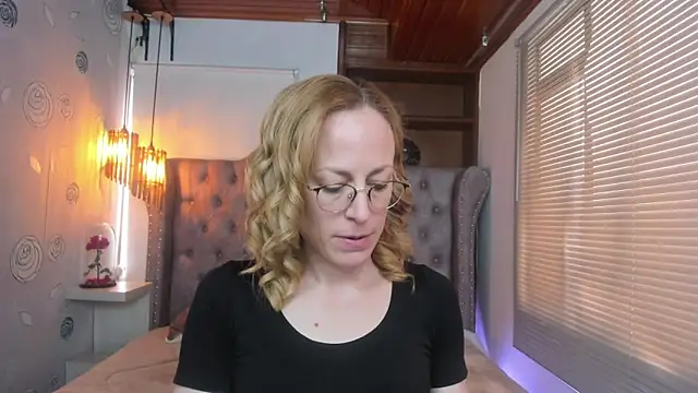 Snapshot of SammySanders chatting on March 4, 5:03 pm SammySanders online show from March 4, 5:03 pm