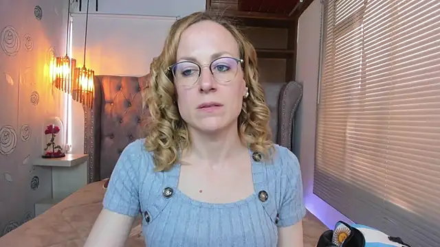 Snapshot of SammySanders chatting on March 12, 5:07 pm SammySanders online show from March 12, 5:07 pm