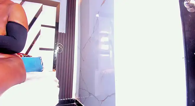 lola hornei online show from November 8, 11:47 pm