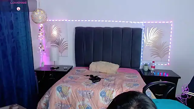 Julietacollins06 online show from February 4, 1:27 pm