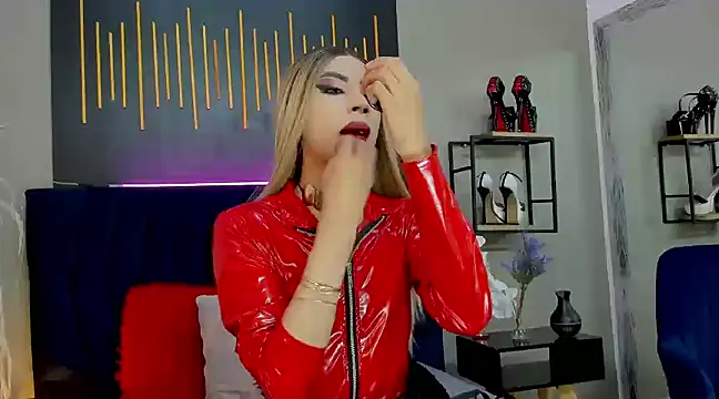 Snapshot of BrianaSchafer chatting on December 24, 6:00 am BrianaSchafer online show from December 24, 6:00 am