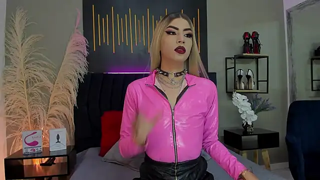 Snapshot of BrianaSchafer chatting on February 10, 4:14 pm BrianaSchafer online show from February 10, 4:14 pm