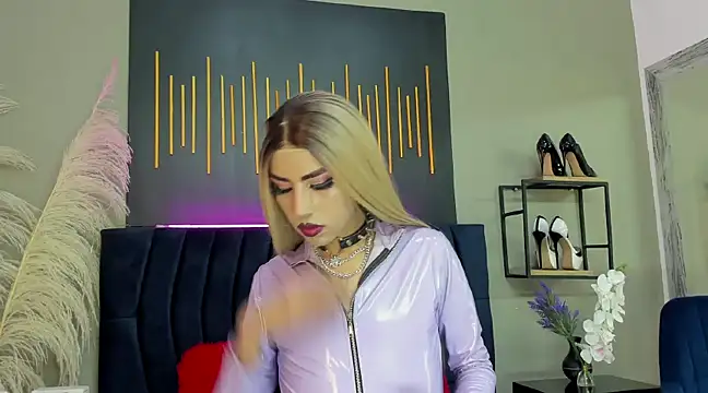 Snapshot of BrianaSchafer chatting on February 26, 8:22 pm BrianaSchafer online show from February 26, 8:22 pm